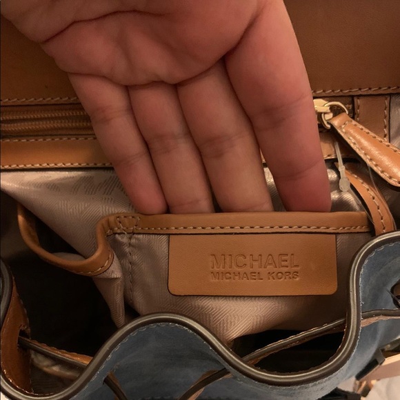 Sold‼️Michael Kors backpack 🎒 - Picture 4 of 14